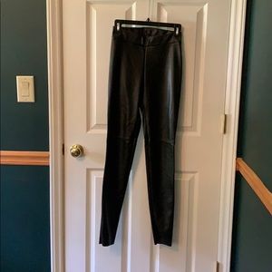 Leather pants/leggings
